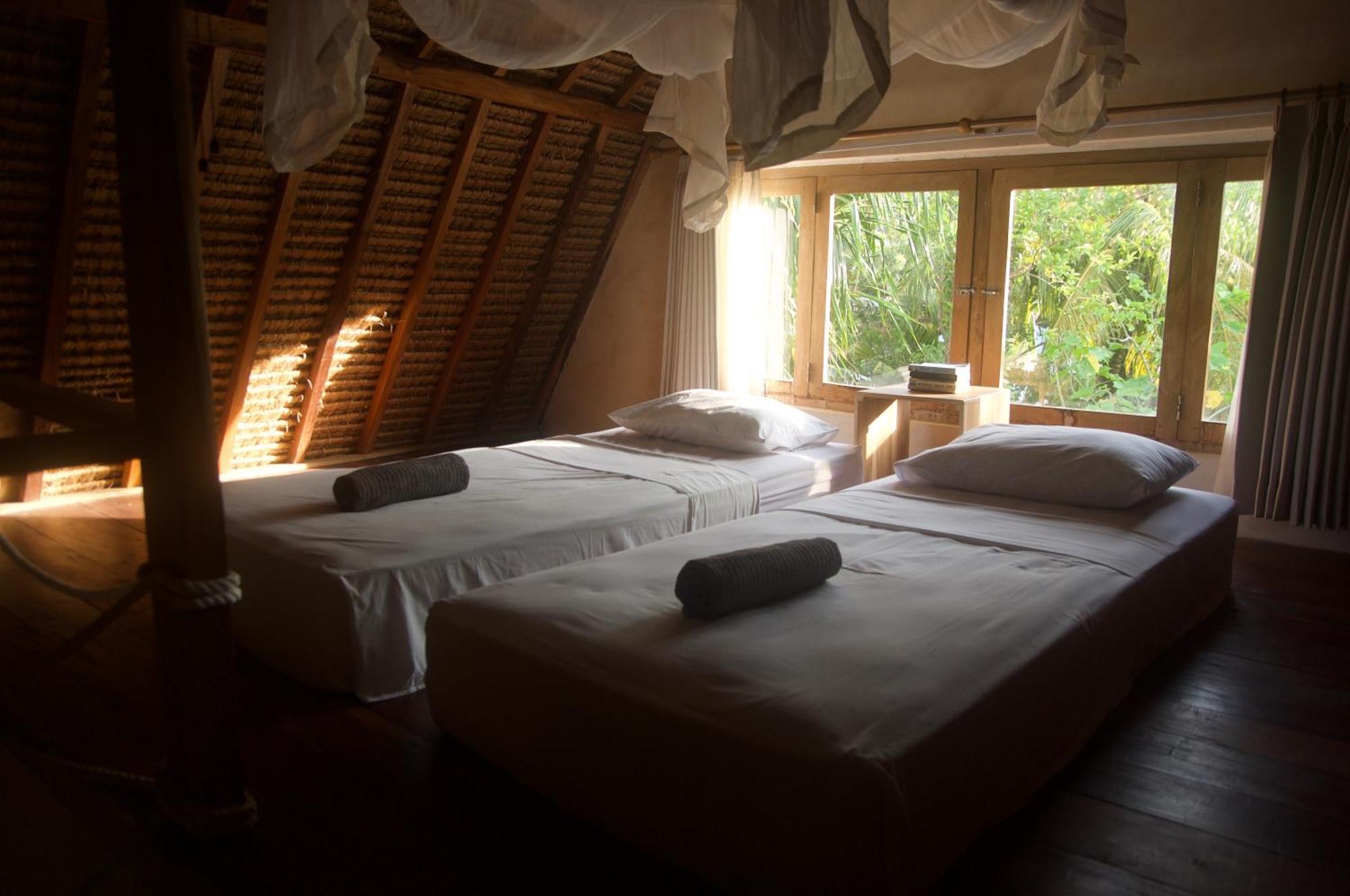 Owa Lodge Areguling Kuta  Pokoj fotografie