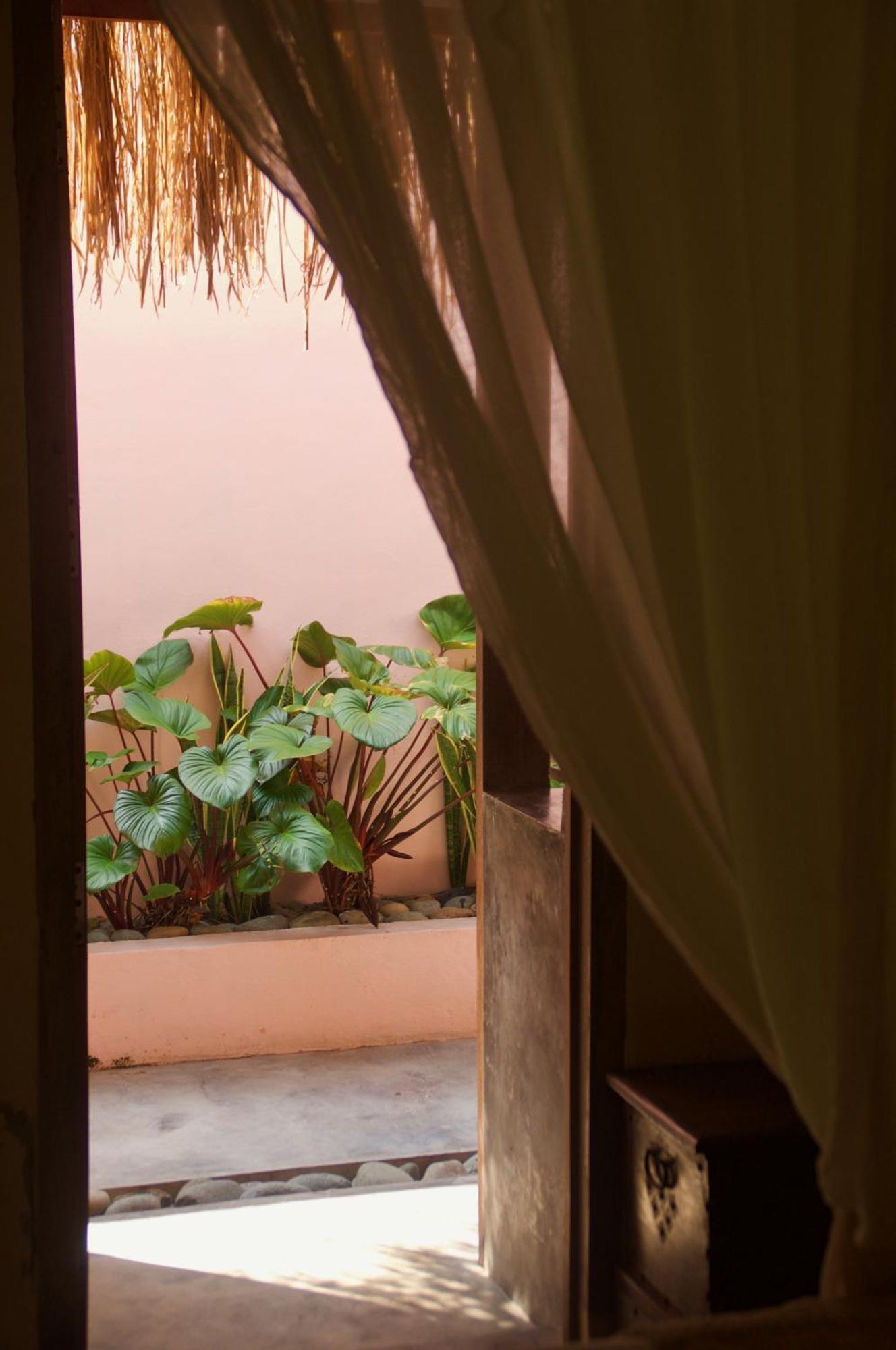 Owa Lodge Areguling Kuta  Pokoj fotografie